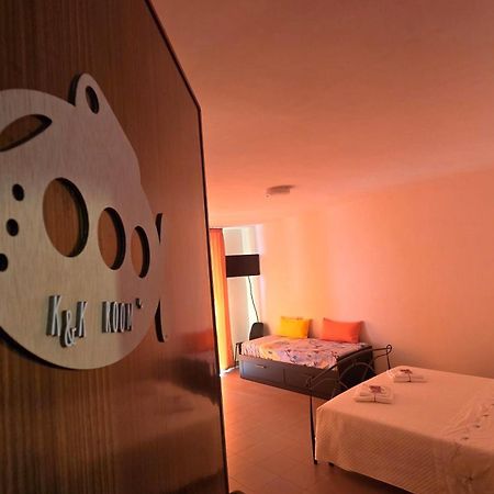 K&K Room Duomo1 แตร์โมลิ ภายนอก รูปภาพ