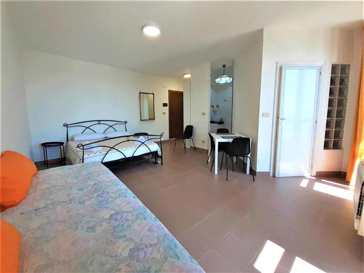 K&K Room Duomo1 แตร์โมลิ ภายนอก รูปภาพ